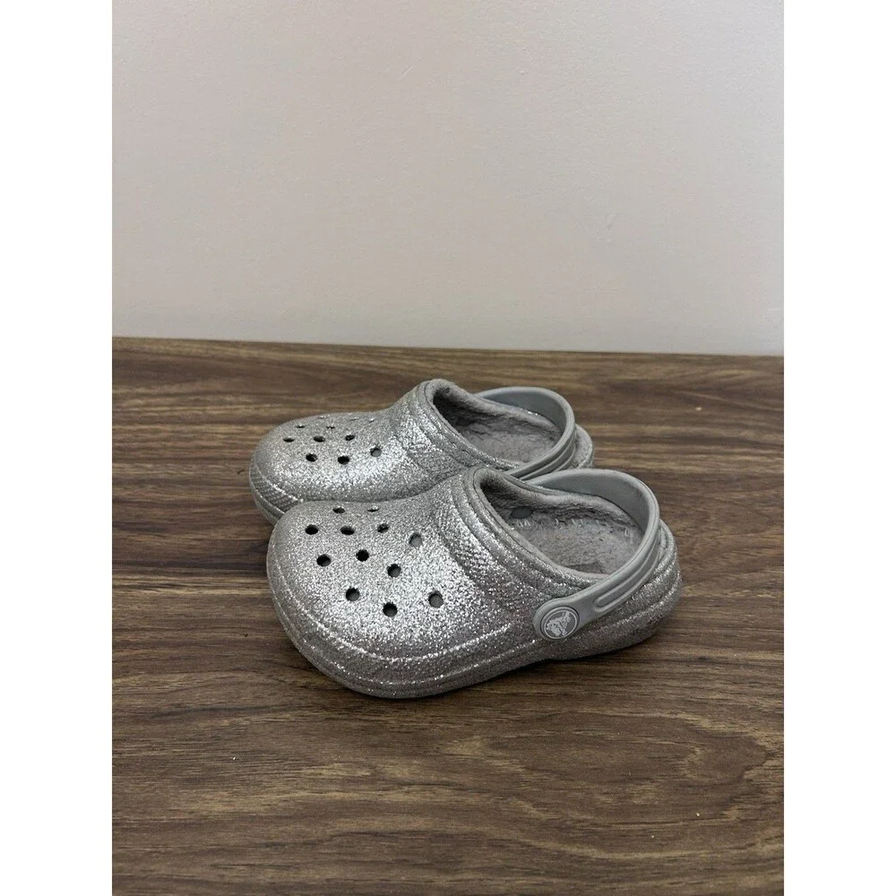 Crocs Classic Glitter Silver Sparkle Fuzzy Lined Clog‎ Unisex Juvenile Size 9